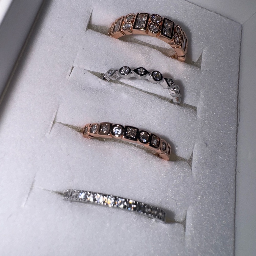 Luxe Bands Rings